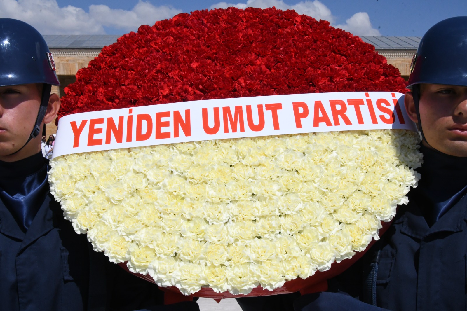PARTİMİZİN MOZELE ÇELENGİ